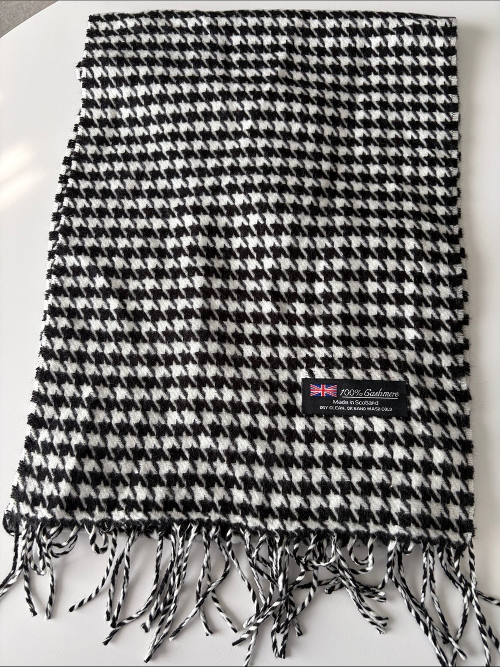Made in Scotland Black/White Houndstooth Cashmere Scarf